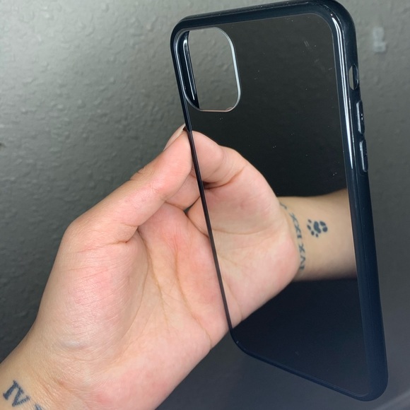 Mirror Case for iPhone XS Max & iPhone Pro Max - Picture 2 of 4
